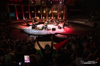 « Mahmoud, Marcel et Moi » de Marcel Khalifé et Bachar Mar-Khalifé (Liban) sur la scène du Festival International de Hammamet.