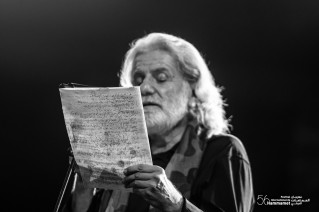 « Mahmoud, Marcel et Moi » de Marcel Khalifé et Bachar Mar-Khalifé (Liban) sur la scène du Festival International de Hammamet.